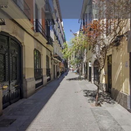 Petite E Chic Loft Para 3 En El Corazon De Madrid Luaran gambar