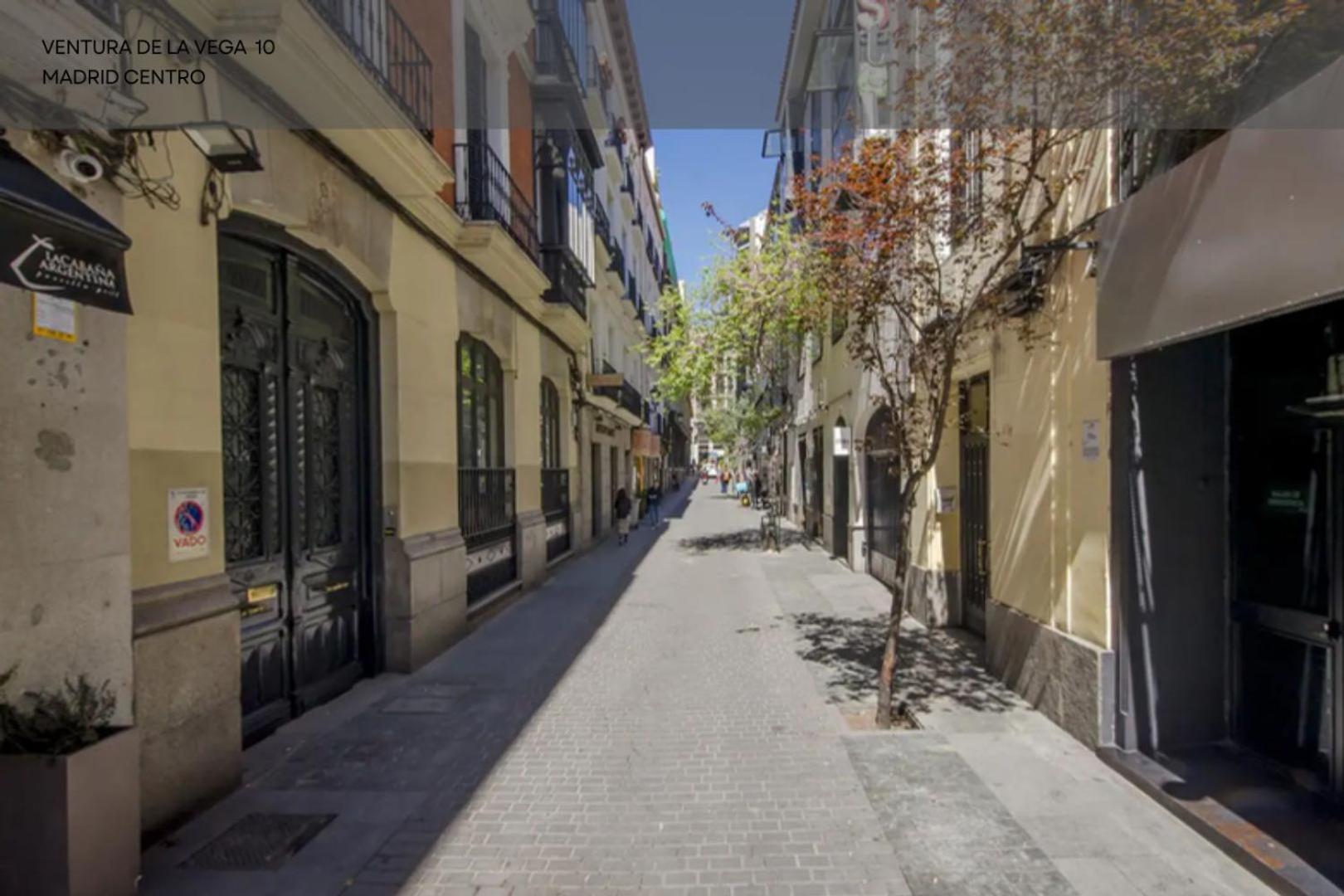 Petite E Chic Loft Para 3 En El Corazon De Madrid Luaran gambar